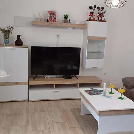 M&s Paradise Bilice, Sibenik