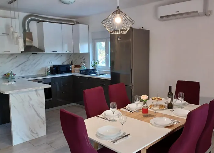 Vakantiehuis M&s Paradise Bilice, Sibenik